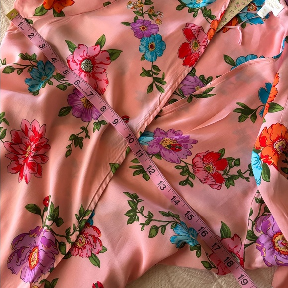 New with Tags size XS Floral Pink Women's Robe by Beauty Sleep Social. Rayon. - Picture 14 of 14